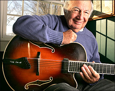 Bucky Pizzarelli